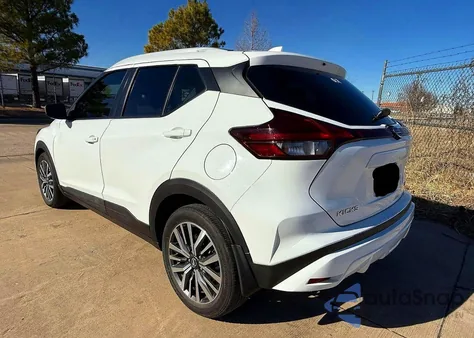 2021 Nissan Kicks Sv из США, поврежденный, VIN 3N1CP5CV6ML520969